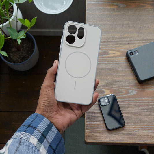 Oppo Reno 15 Pro 5g Premium Magsafe Printed Candy Color Back Case - Cream White
