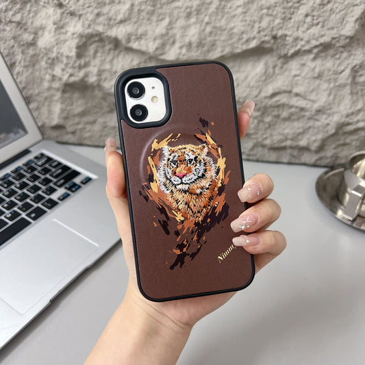 Apple iPhone 11 Premium US POLO Assn. Embroidery Leather case with Magsafe  - Tiger 2