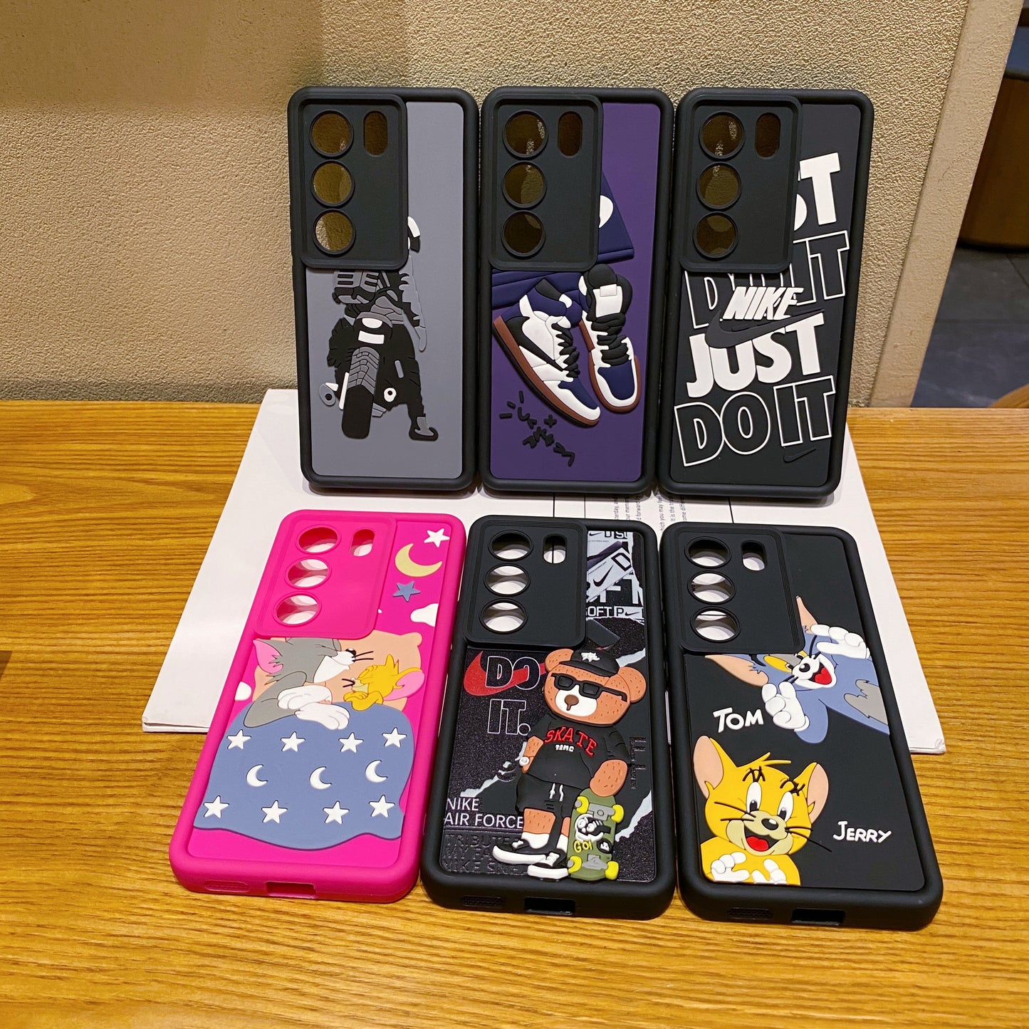 Vivo V29 5G Tom & Jerry Soft Silicone Cute 3D Cartoon Back Cover Case - Tom & Jerry